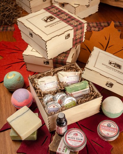 BUILD A REDSHED GIFT BOX